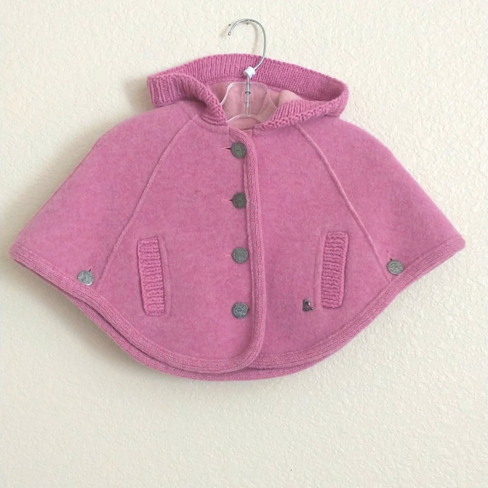 🚫 SOLD 2T - 3T Isabella G. Made in Austria Wool Hooded Pink Buttoned Cape